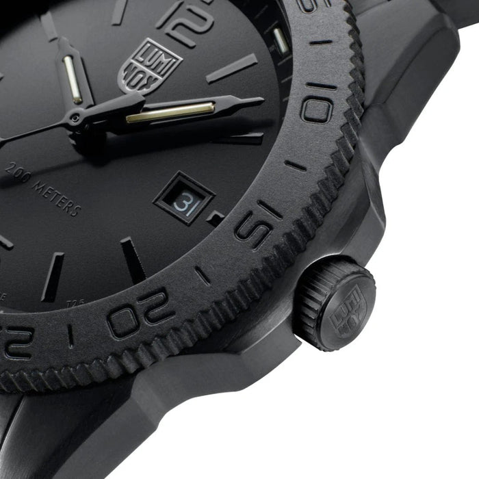 Luminox Men's Black Dial Black Rubber Cut-To-Fit Band Analog Swiss Quartz Pacific Diver Watch - XS.3121.BO.1